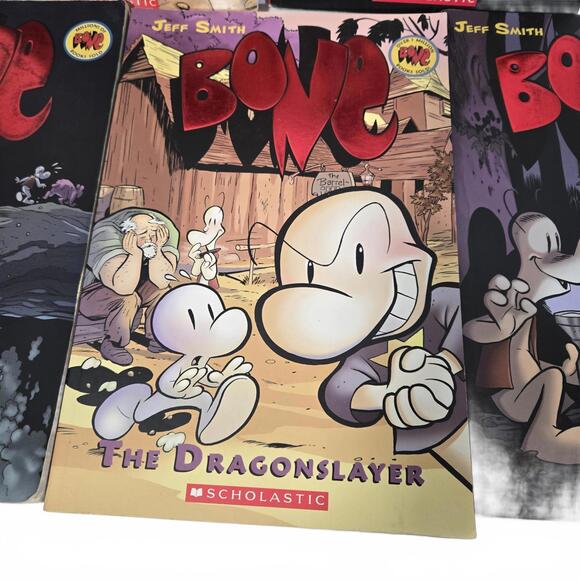 Comic / Bone Graphic Novel Collection by Jeff Smith / as new - Picture 6 of 7